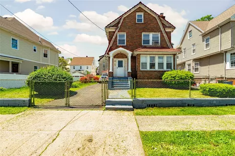 320 Union Ave, Mount Vernon, NY 10550