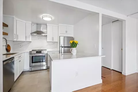 50 Columbus Ave #605, Eastchester, NY 10707
