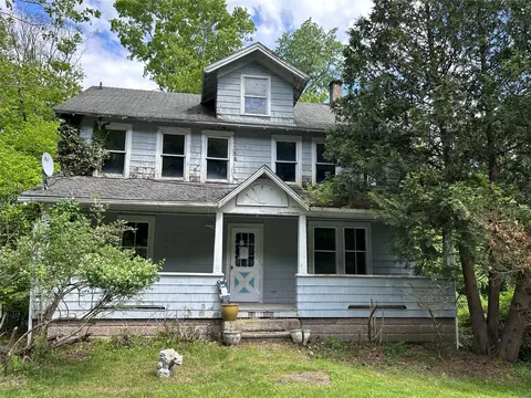 56 Jefferson Ave, Callicoon, NY 12748