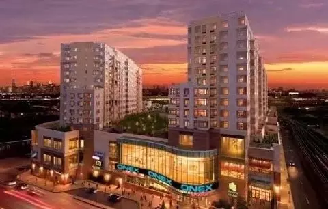 40-26 College Point Blvd #8M, Flushing, NY 11354