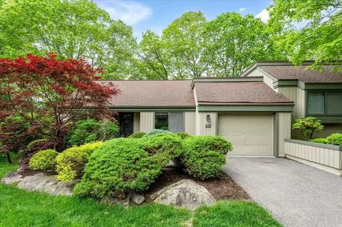 568 Heritage Hls # A, Somers, NY 10589