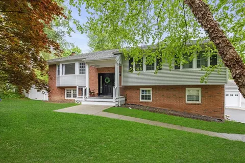 36 Birch Dr, Southeast, NY 10509