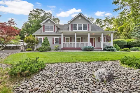 9 Joseph Bow Ct, Orangetown, NY 10965