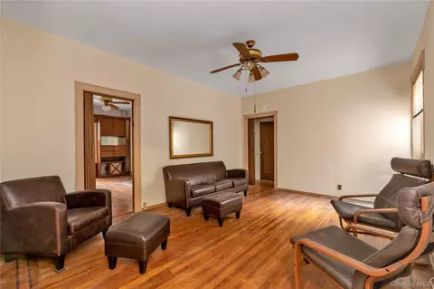 83-52 Talbot St #2H, New York, NY 11415