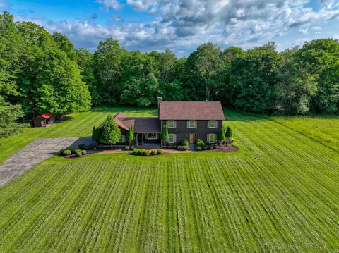 162 Lippincott Rd, Shawangunk, NY 12589