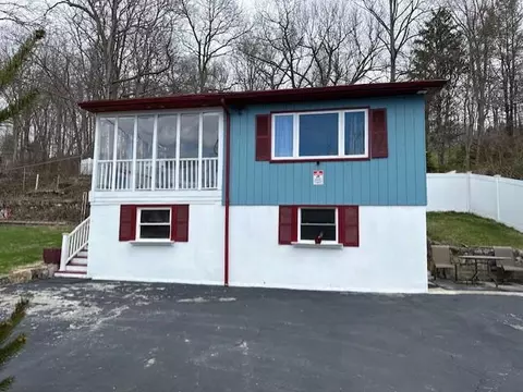 214 Shore Drive Shore Dr, Southeast, NY 10509