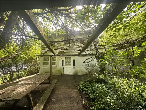 6 Pavillion Rd, Ramapo, NY 10901