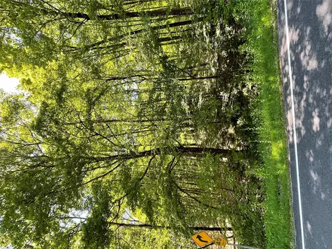 710 Smithfield Rd, North East, NY 12546