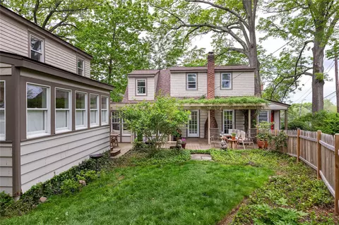 24 Jolliffe Ln, Clarkstown, NY 10920
