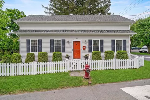 14 Forester Ave, Warwick, NY 10990