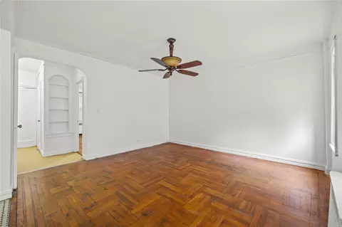 398 Oliver Pl #1A, New York, NY 10458