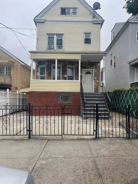 1602 Tillotson Ave, New York, NY 10469