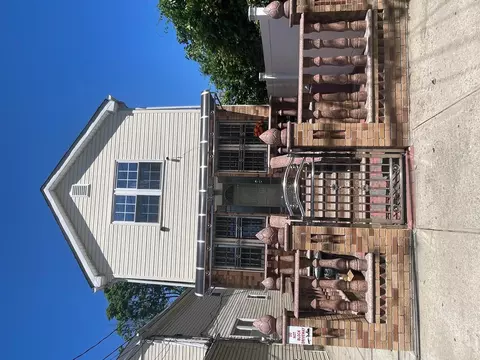 17363 105th Ave, Jamaica, NY 11433