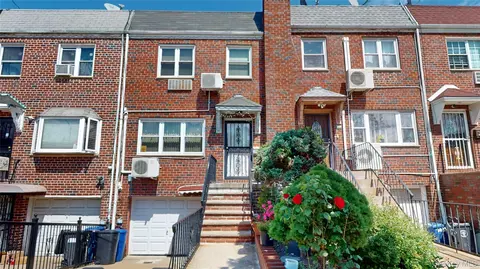 30-33 79th St, East Elmhurst, NY 11370