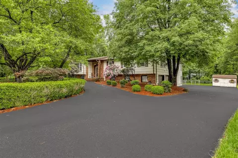 11 Kings Gate Rd, Ramapo, NY 10901