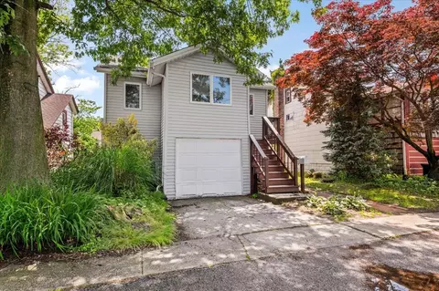 722 Brook Ct, Baldwin, NY 11510