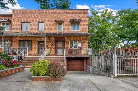 17-12 Starr St, New York, NY 11385