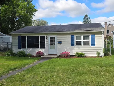 73 Barcelow St, Port Jervis, NY 12771