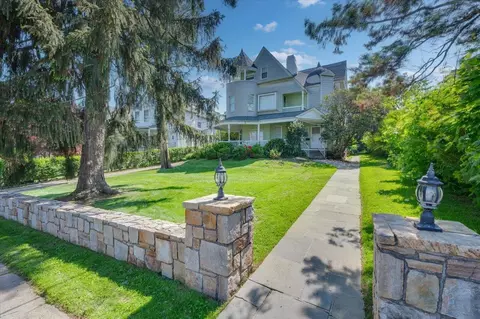23 Park Ave, New Rochelle, NY 10805