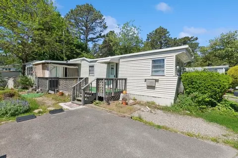 525- C7 Riverleigh Ave, Riverhead, NY 11901