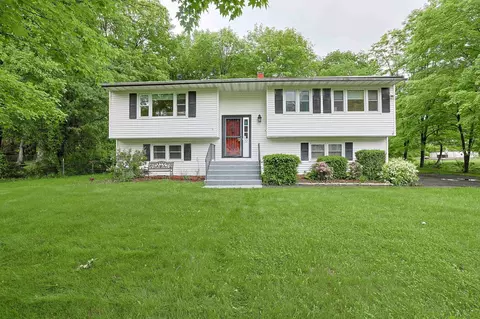 10 Cregan Pl, Monroe, NY 10950