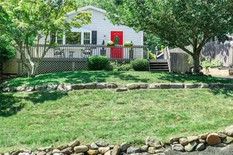 110 Sound Beach Blvd, Sound Beach, NY 11789