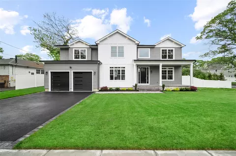 229 Glengariff, Massapequa Park, NY 11762