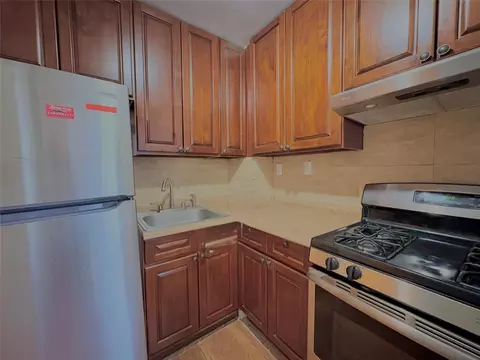 61-15 97 St #LL, New York, NY 11374