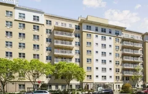 7914 Rockaway Beach Blvd #1J, New York, NY 11693
