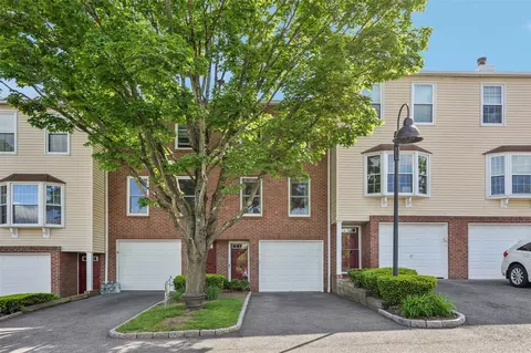 7 Washington Mews #7, Port Chester, NY 10573
