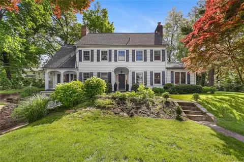 559 N Columbus Ave, Mount Vernon, NY 10552