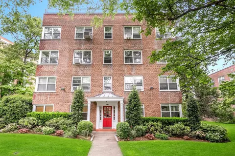 781 Palmer Rd #2F, Yonkers, NY 10708