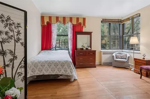 2962 Decatur Ave #1D, New York, NY 10458