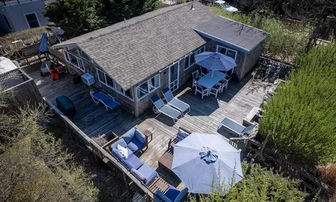 206 Bay Walk, Fair Harbor, NY 11706