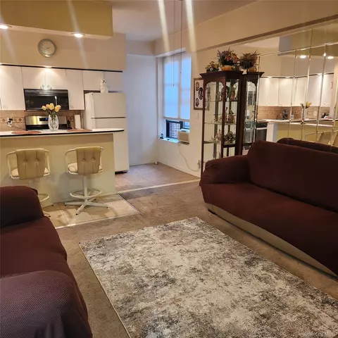 160-15 Powells Cove Blvd #D203, Whitestone, NY 11357