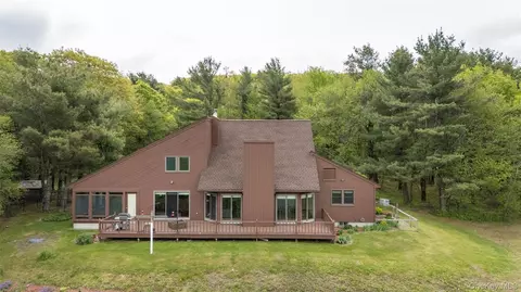 25 Ridge Rd, East Chatham, NY 12060