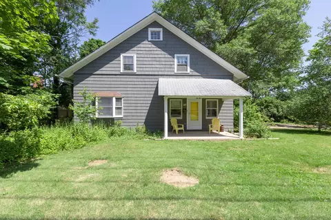 57 Juniper Ave, Smithtown, NY 11787