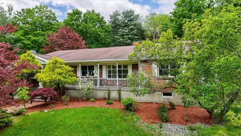 665 State Route 94 N, Warwick, NY 10990