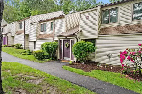 60 Kirby Close Close #F, Yorktown, NY 10598