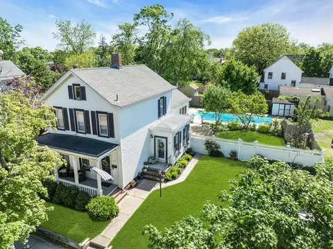 312 5th Ave, Greenport, NY 11944
