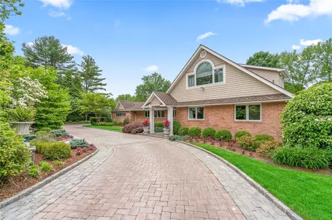 42 E Mall Dr, Melville, NY 11747