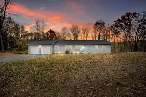 290 Tuckers Corners Rd, Highland, NY 12528