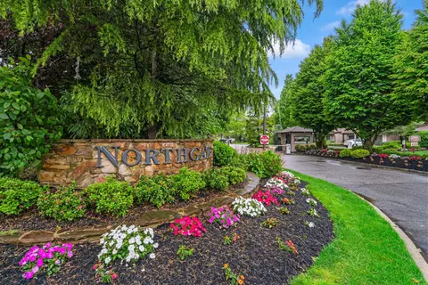 115 Northgate Cir, Melville, NY 11747