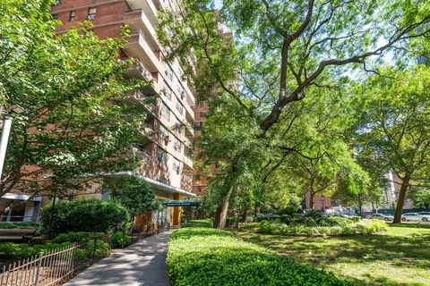 212 E Broadway #G1403, New York, NY 10002