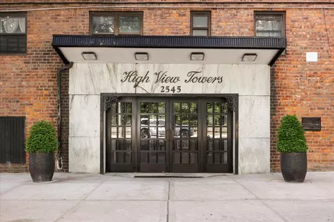2545 Sedgwick Ave #3B, New York, NY 10463