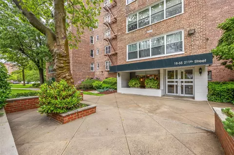 18-65 211 St #6G, New York, NY 11360