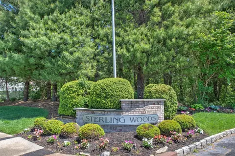 17 Gettysburg Dr #17, Port Jefferson Station, NY 11776