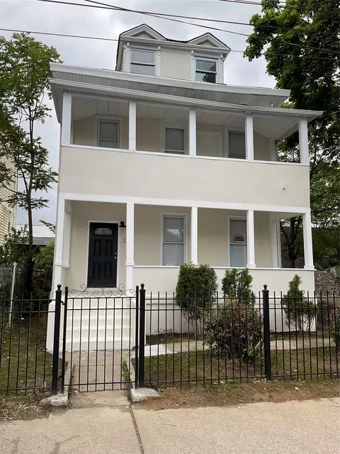 234 S 3rd Ave, Mount Vernon, NY 10550