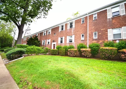 2270 Palmer Ave #5J, New Rochelle, NY 10801