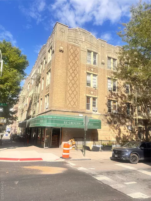 705 41st St #7, Brooklyn, NY 11232